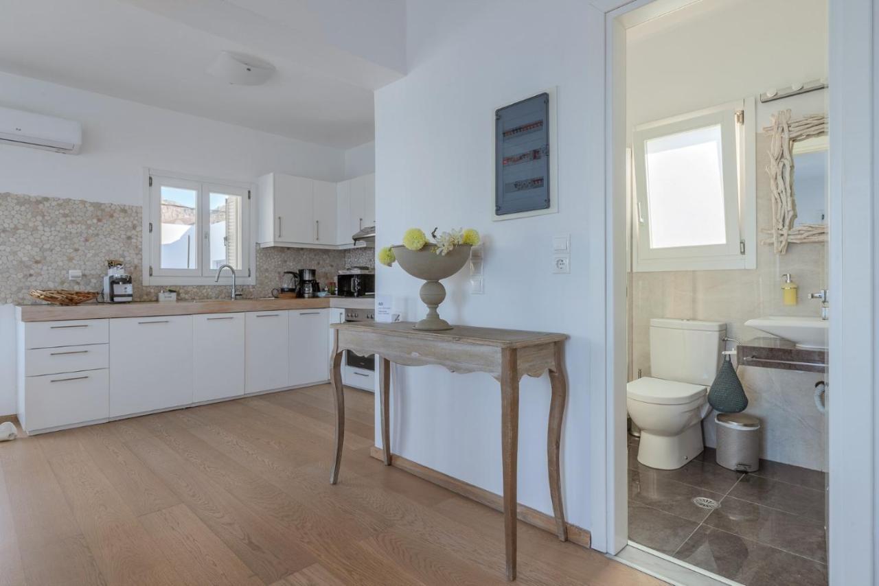Uno Luxury Apartment With Sea View Livadia  ภายนอก รูปภาพ