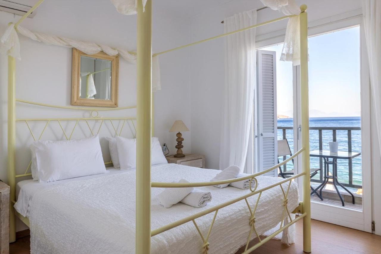 Uno Luxury Apartment With Sea View Livadia  ภายนอก รูปภาพ