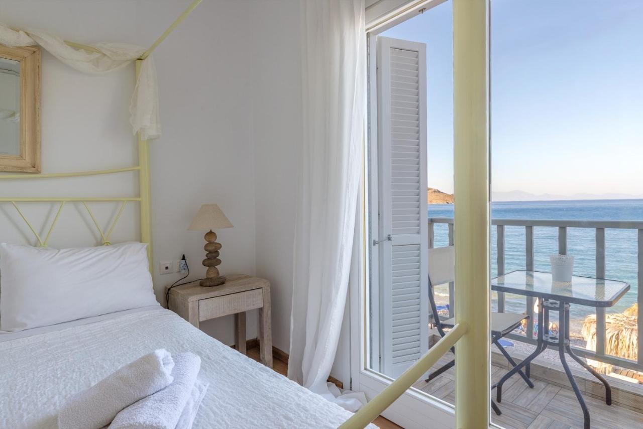 Uno Luxury Apartment With Sea View Livadia  ภายนอก รูปภาพ